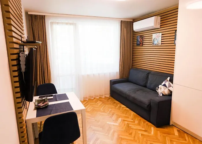White Central Apartment